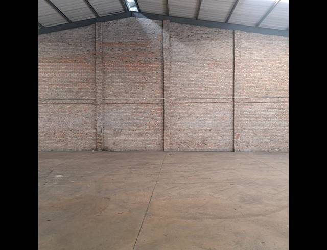 INDUSTRIAL PROPERTY TO RENT IN DEAL PARTY